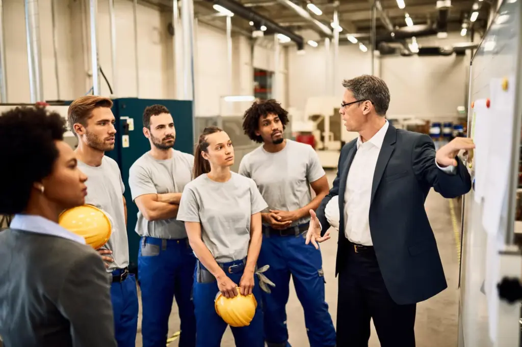 Trabajadores reunidos